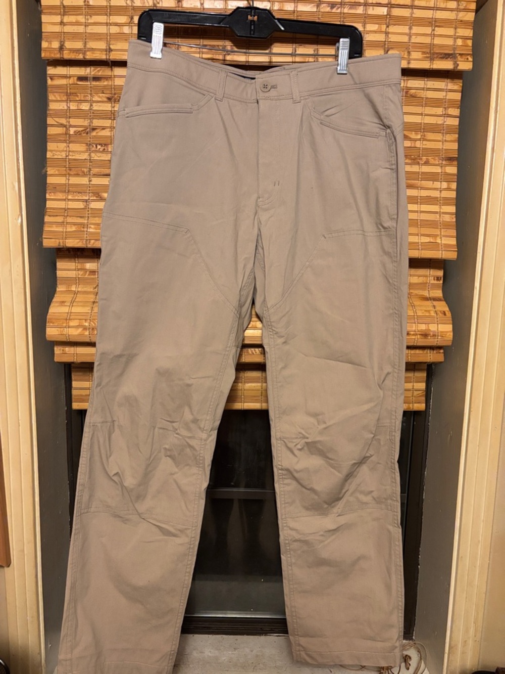 Eddie Bauer Men's Chino Pants in Light Khaki